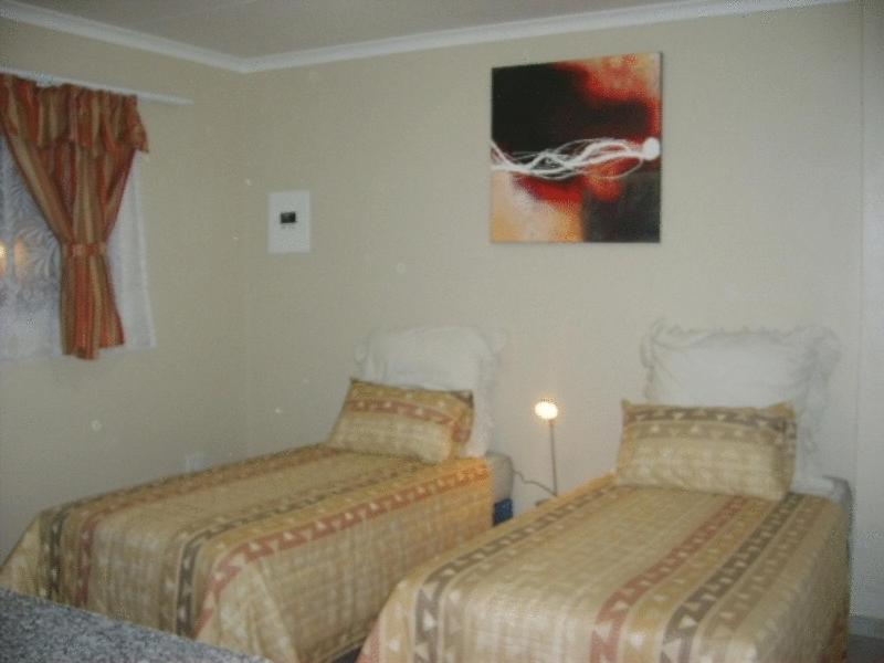 All Are Welcome Guest House - 