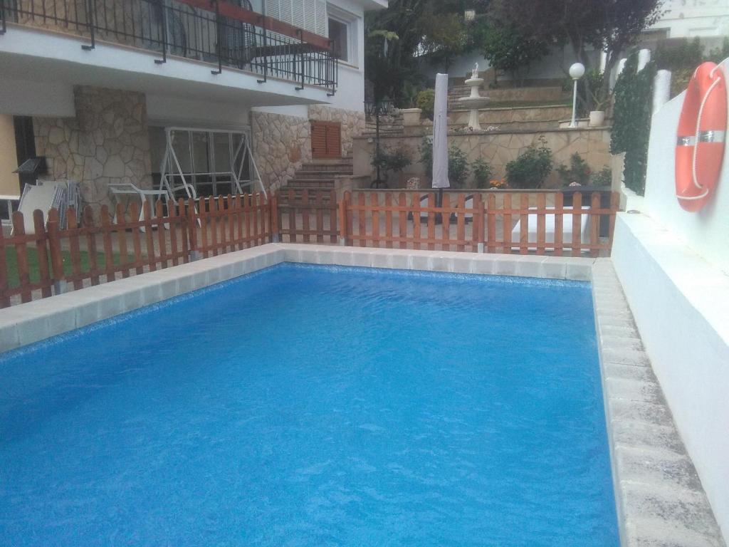 Bazén v ubytování VILLA GARDEN nebo v jeho okolí