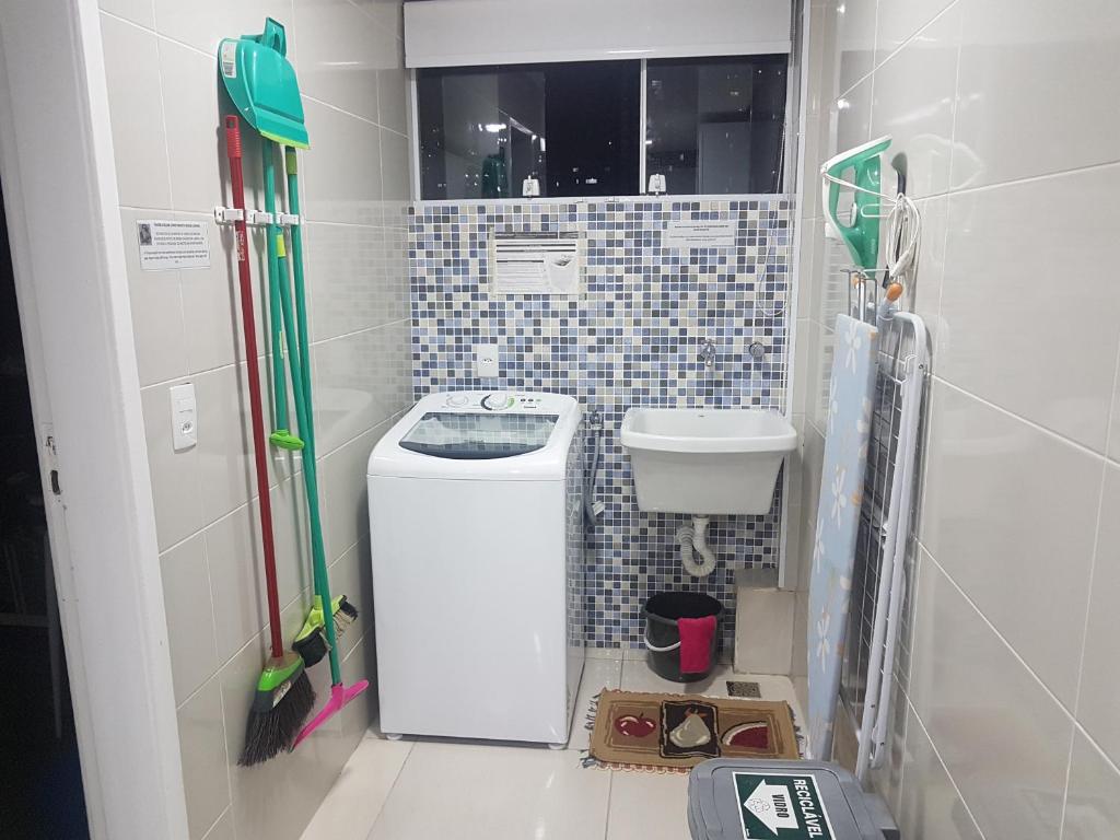  Apartamento de 3 quartos a 100 metros da Praia de Boa Viagem