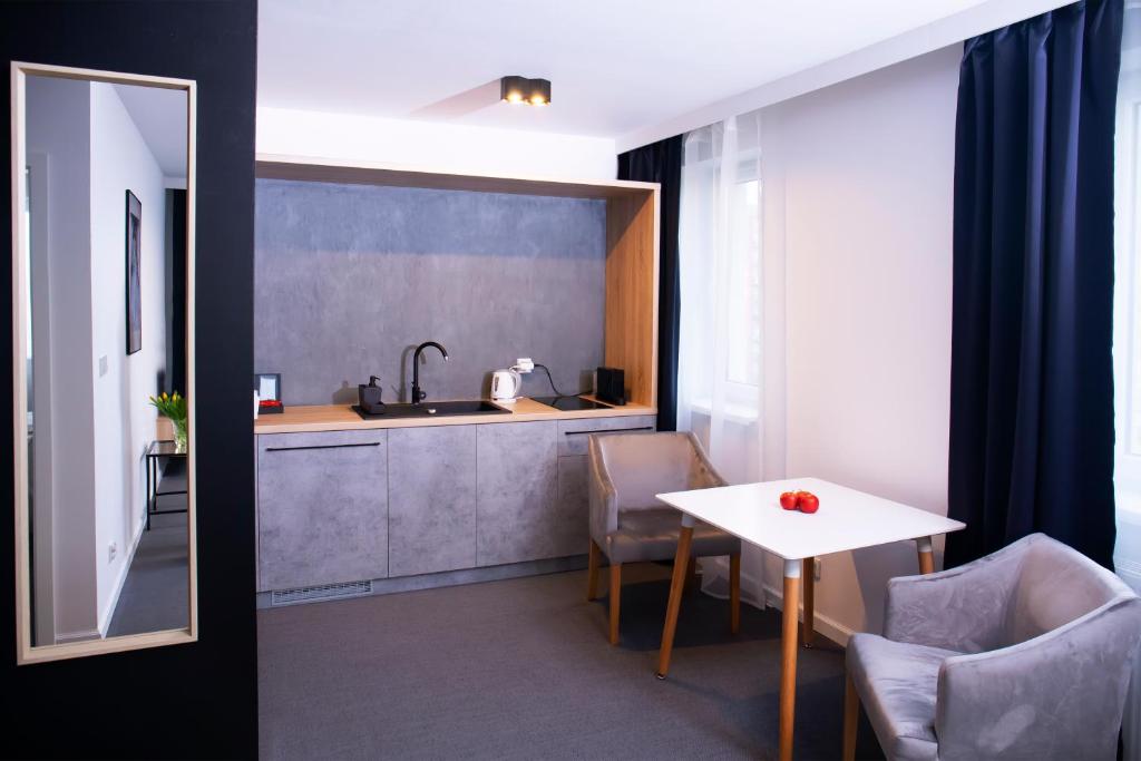 Silesia Apartments - 9