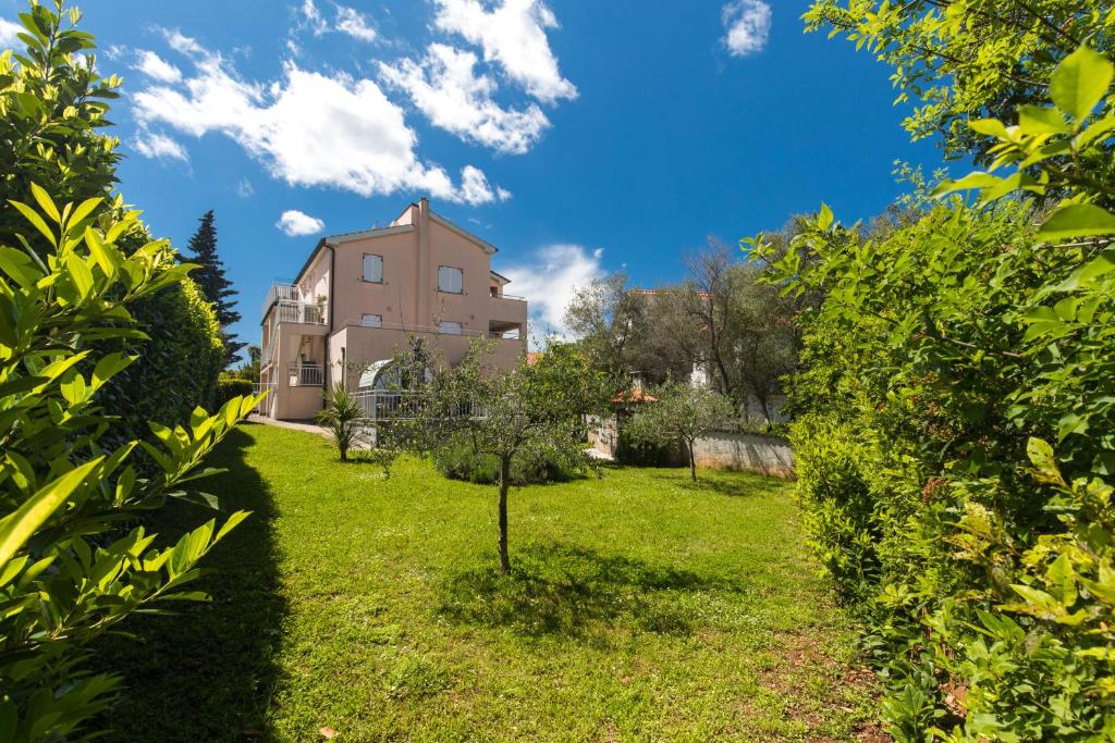 Zahrada ubytování Apartment Josip Malin