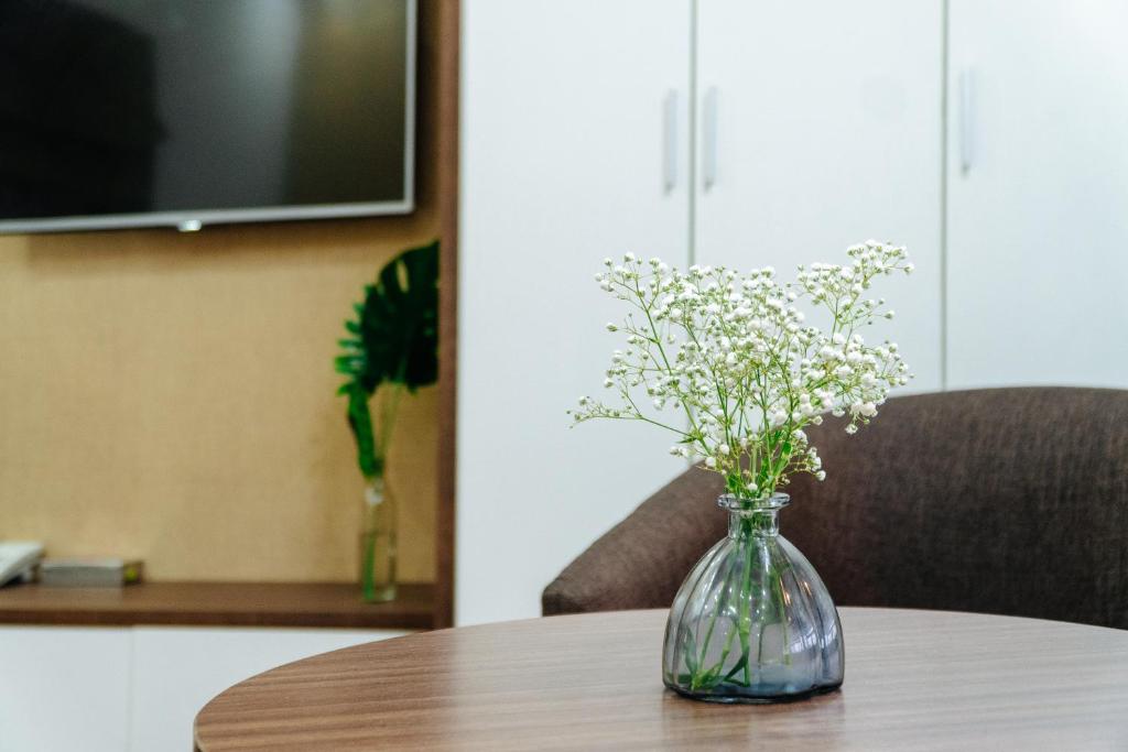 TV a/nebo společenská místnost v ubytování Hana 1 Apartment & Hotel Bac Ninh