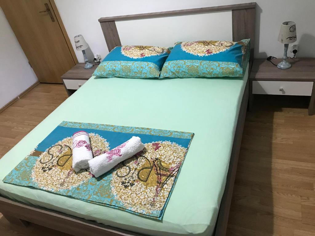 Posteľ alebo postele v izbe v ubytovaní Epicenter Apartments Split