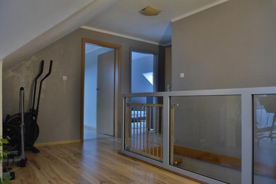 Posilňovňa alebo fitness centrum v ubytovaní Dom na Mazurach LUNA HAUS
