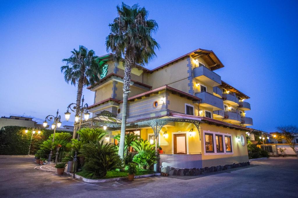 Budova, kde se hotel nachází