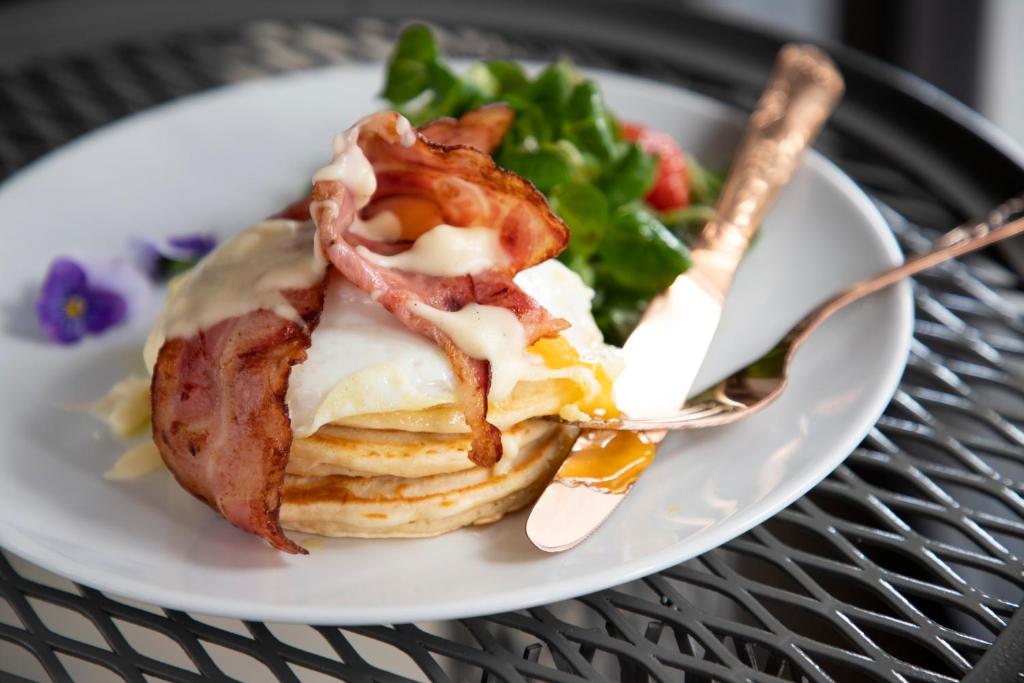 14 Reasons Why Hotel Athens - Resim 13