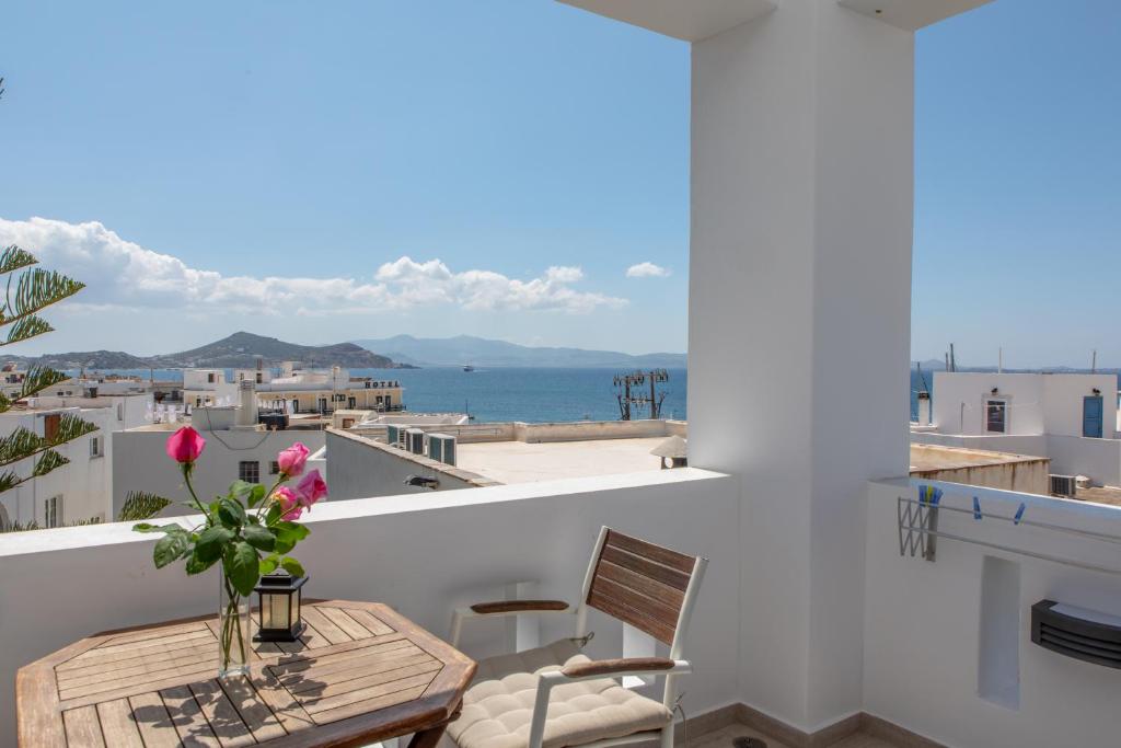 Naxos Illusion Nikos Verikokos - 6