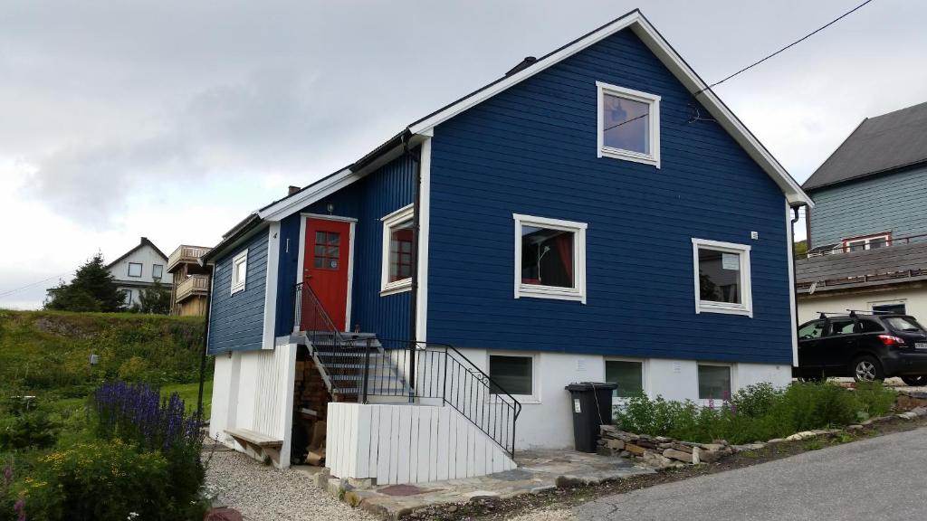 Apartment The Blue House at The End Of The World II, Mehamn, Norway 