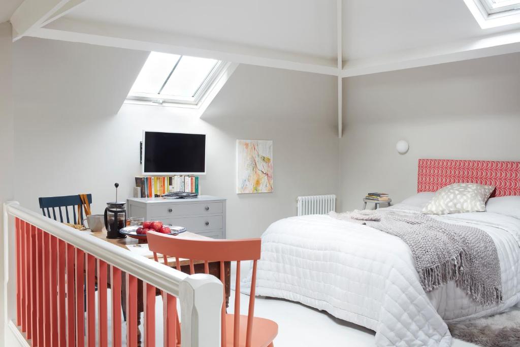 Gallery image of Stunning studio cntrl Totnes with parking in Totnes
