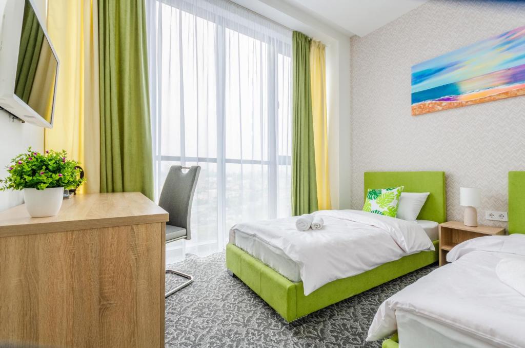 Kyiv View Railway Station - Deluxe Double Room