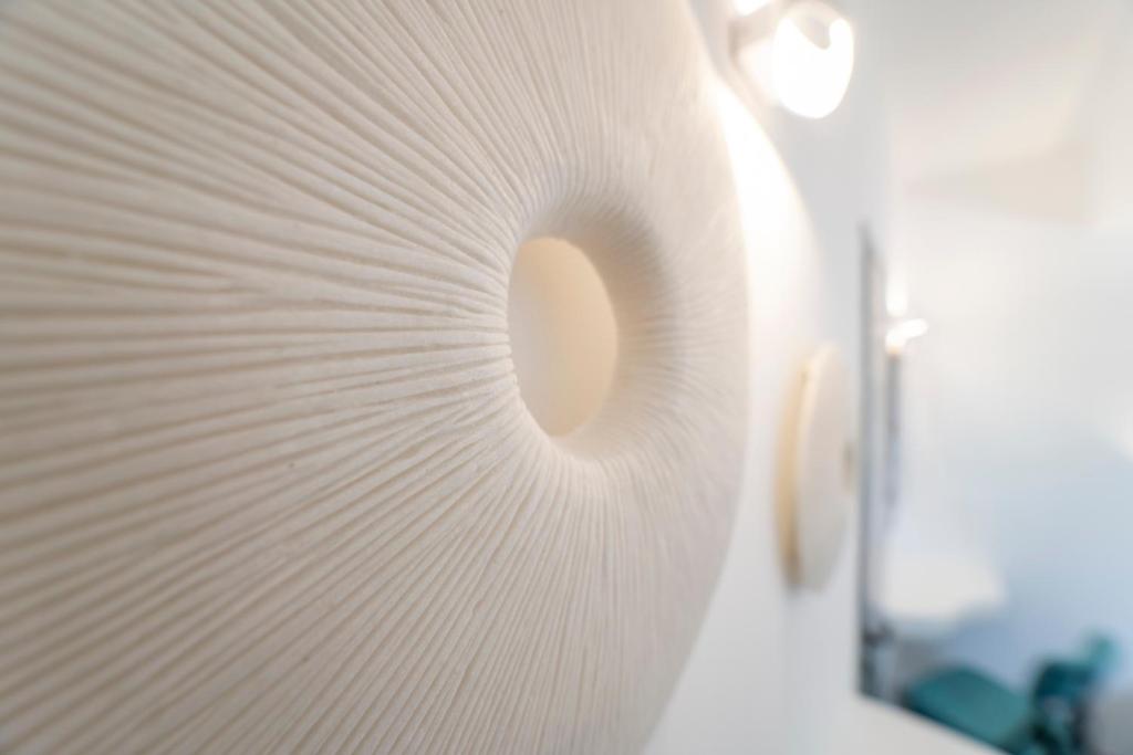 Black Coast Santorini - 12