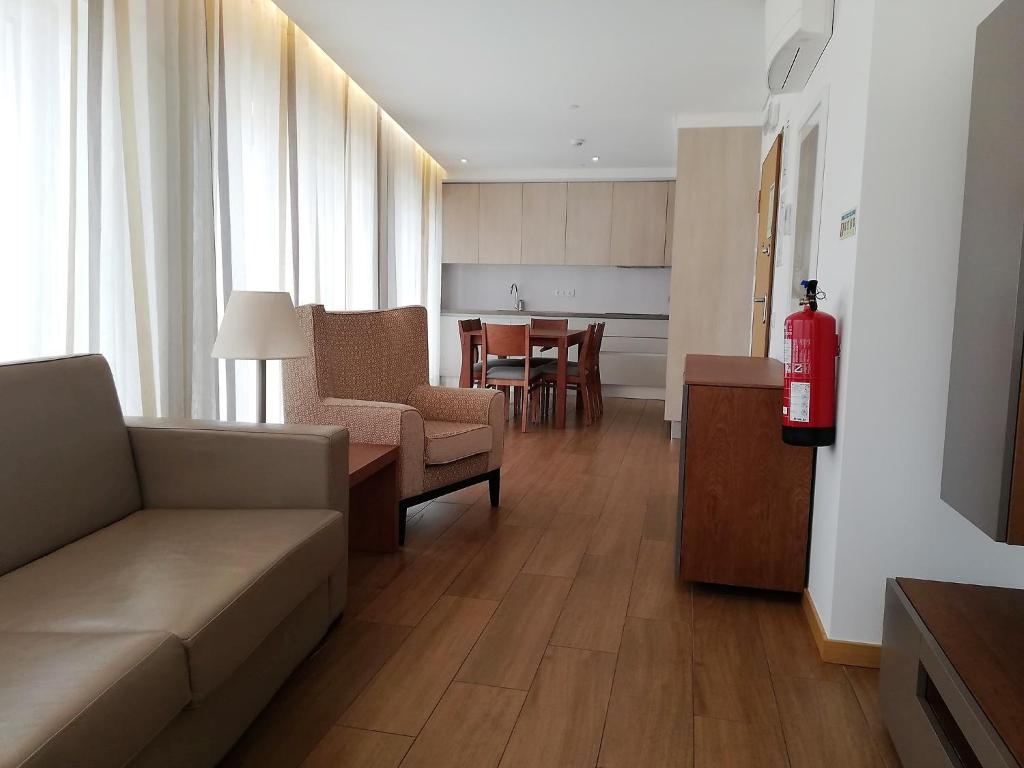 A cozinha ou cozinha compacta de Apartamentos Turisticos da Nazare