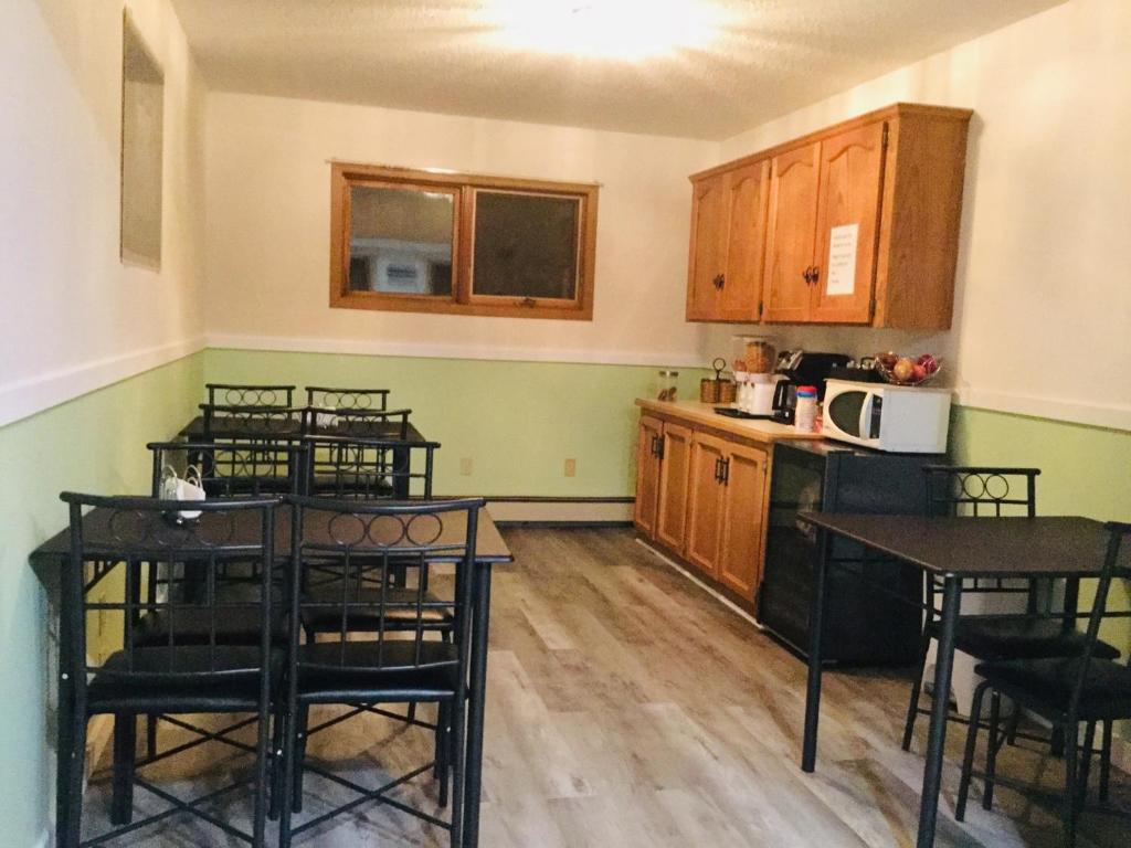 Gravelbourg Inn, Canada