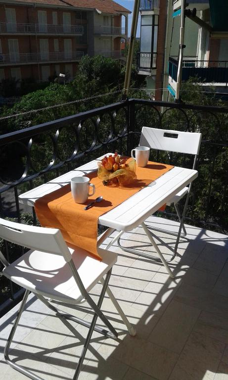 A balcony or terrace at Appartamento Lauretta