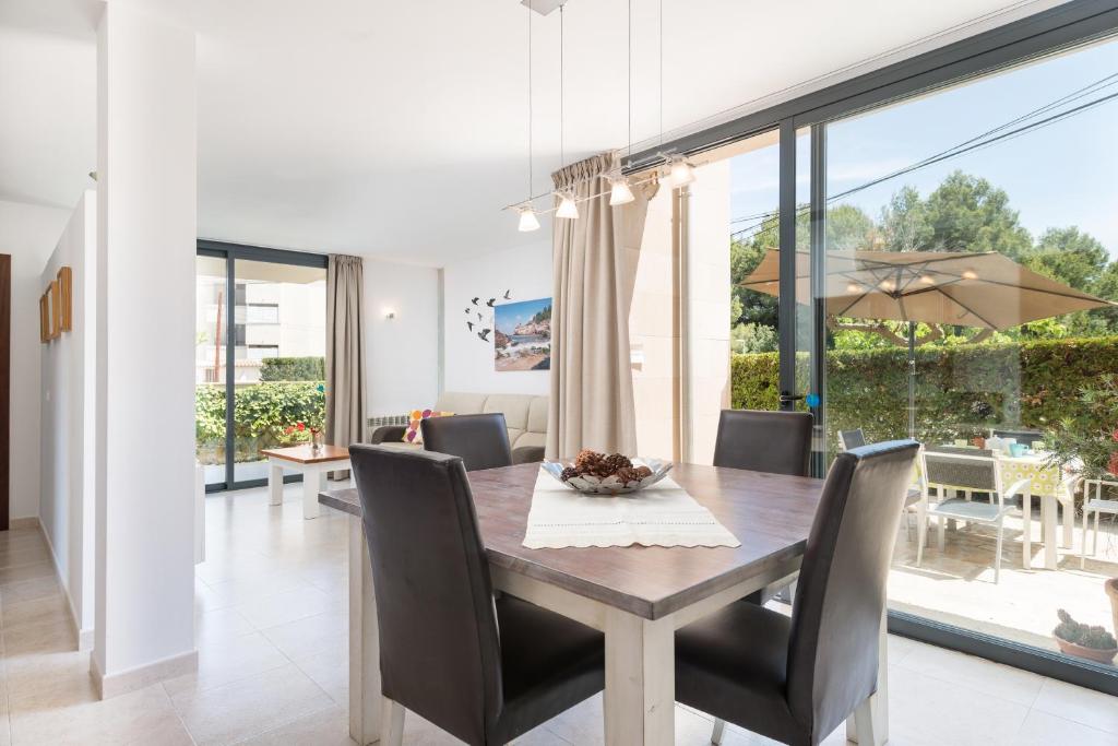 Posezení v ubytování Residencial Llenaire Apartment