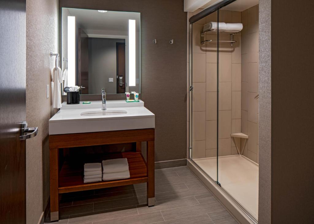Hyatt Place Indianapolis Downtown - Habitación Queen Con Dos Camas Queen Y Vista