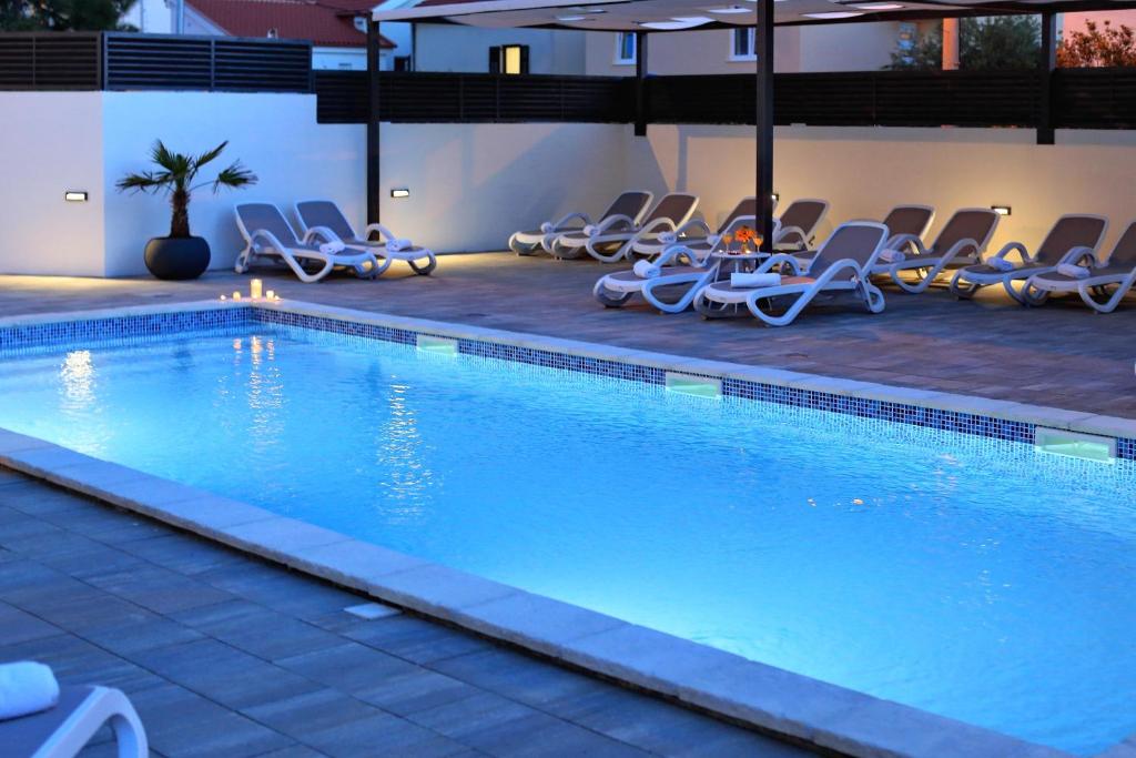 Basen w obiekcie Villa Topesa lub w pobliżu