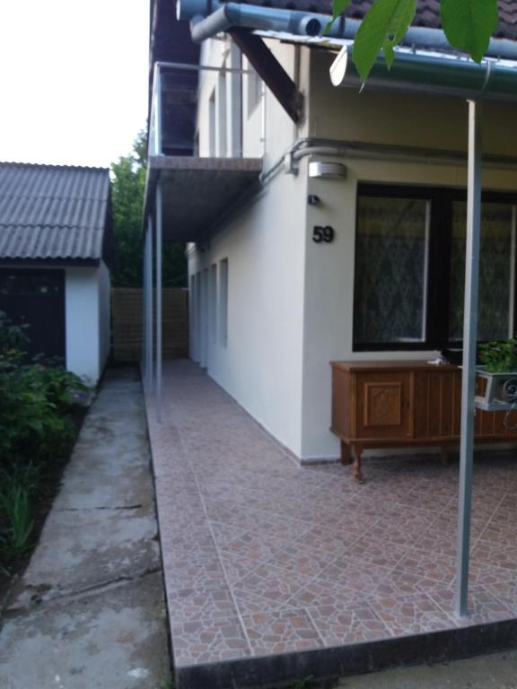 Budova, v ktorej sa apartmán nachádza