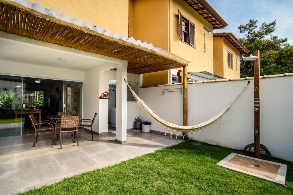  Casa IMPECÁVEL com 3 suítes em ILHABELA