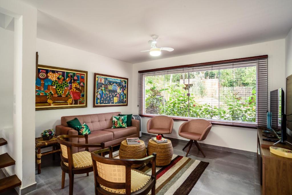  Casa IMPECÁVEL com 3 suítes em ILHABELA
