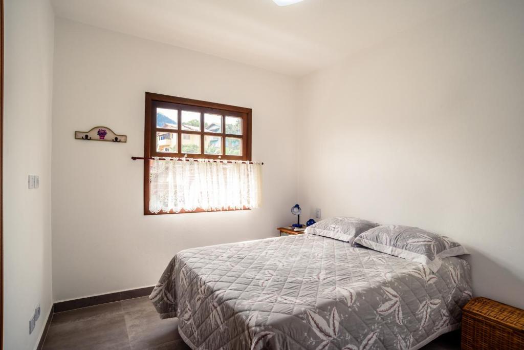  Casa IMPECÁVEL com 3 suítes em ILHABELA