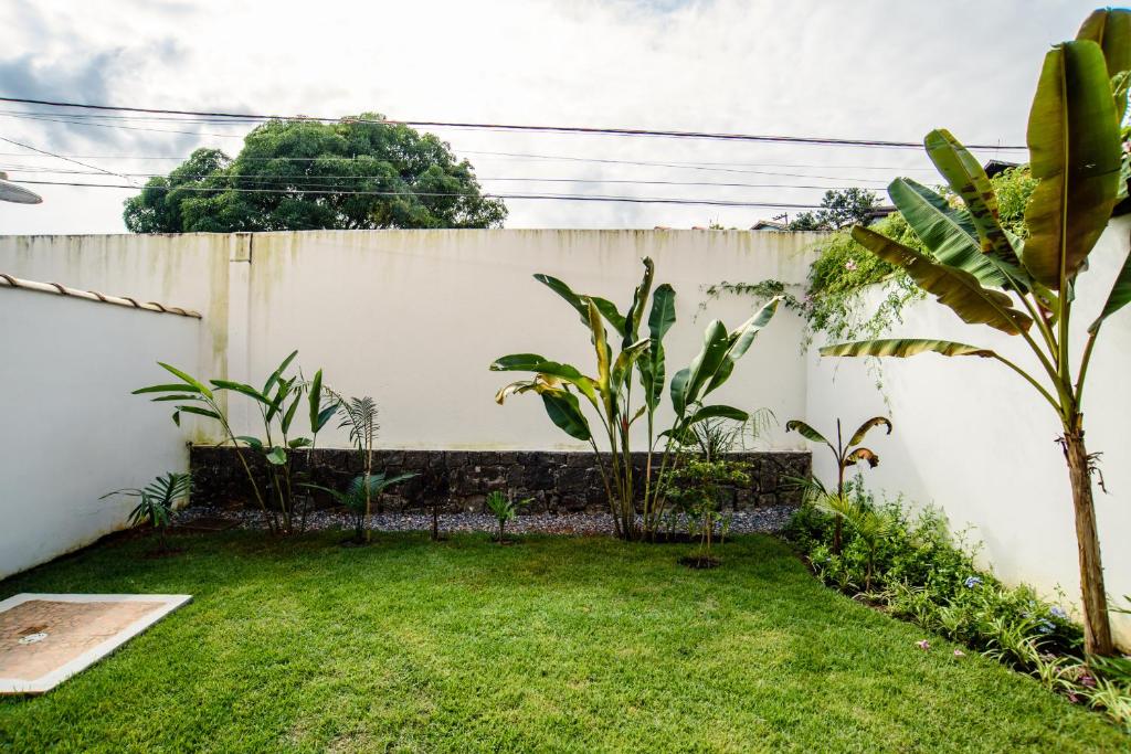  Casa IMPECÁVEL com 3 suítes em ILHABELA