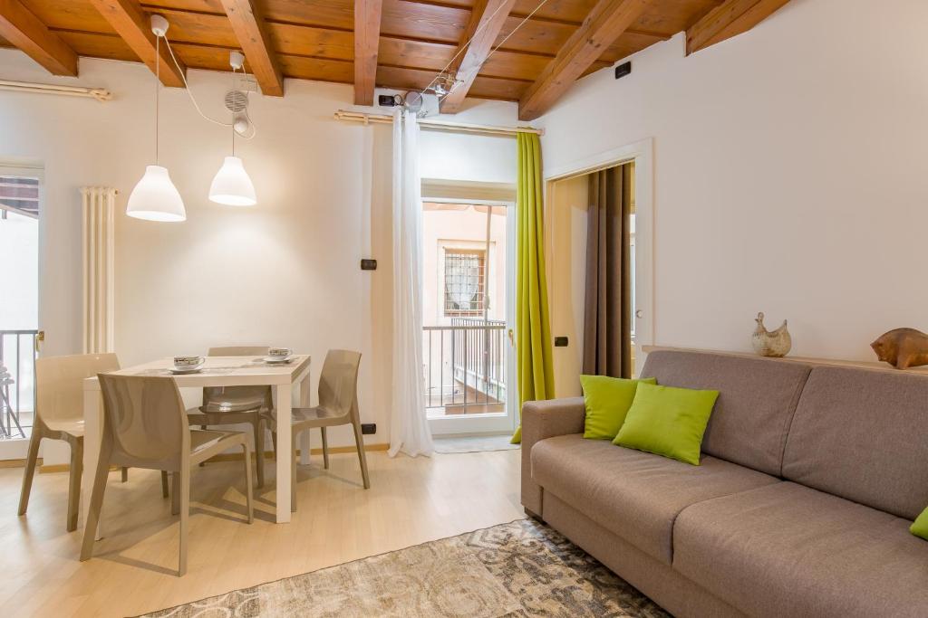 Vecchia Verona Rooms & Apartments - Two-Bedroom Apartment With Sofa Bed (5 Adults)