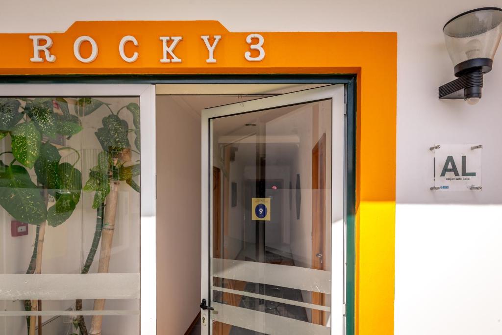 Fotografie z fotogalerie ubytování Rocky3 v destinaci Angra do Heroísmo