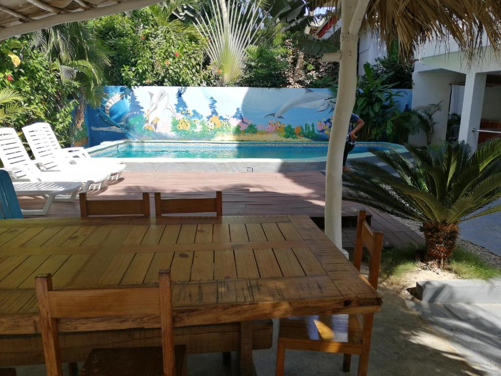 Bazén v ubytování Casa Brisa Mar Hotel nebo v jeho okolí
