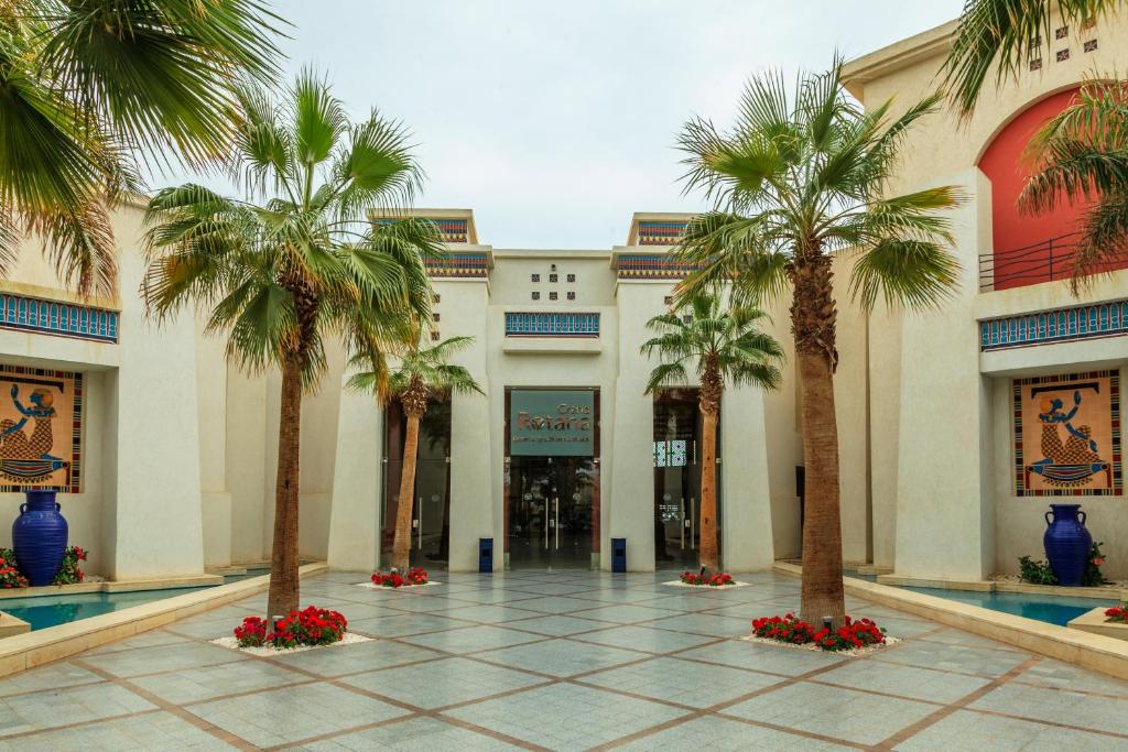 Exteriér nebo vchod ubytování Grand Rotana Resort & Spa