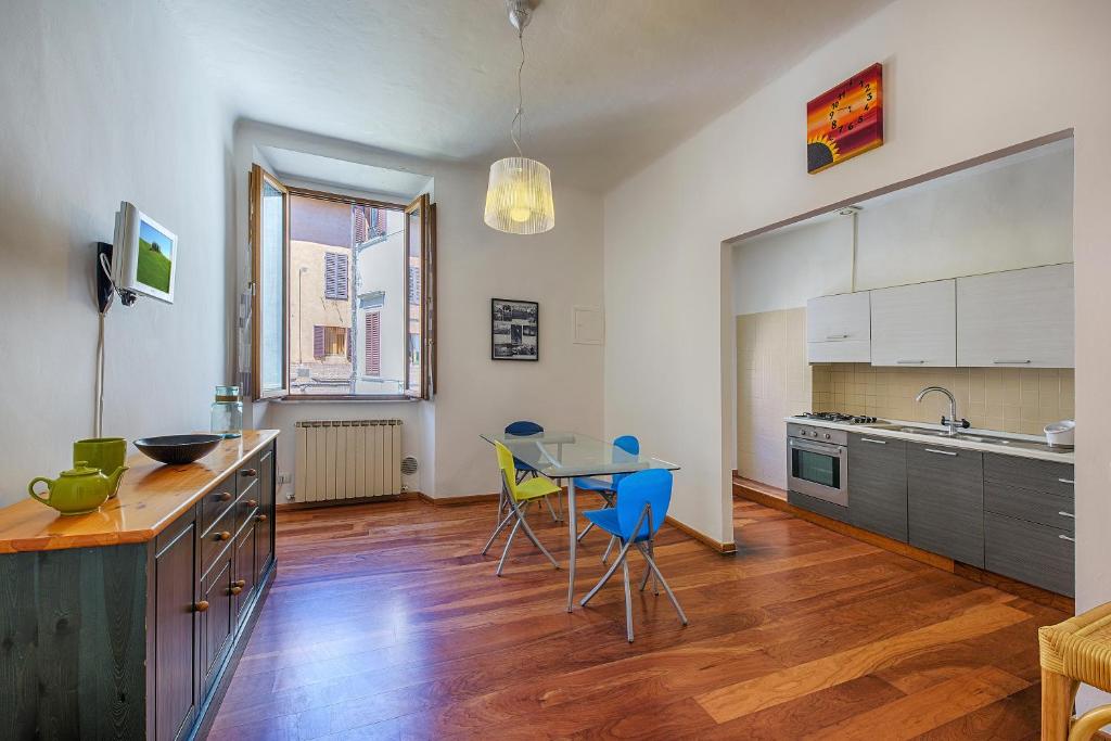 Kuchyňa alebo kuchynka v ubytovaní Ele Home