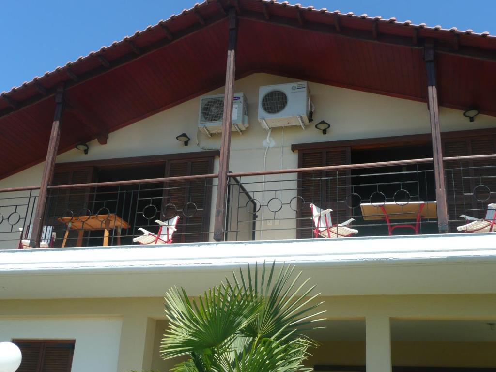 Balkón nebo terasa v ubytování Kallikratia Holiday Flat 1