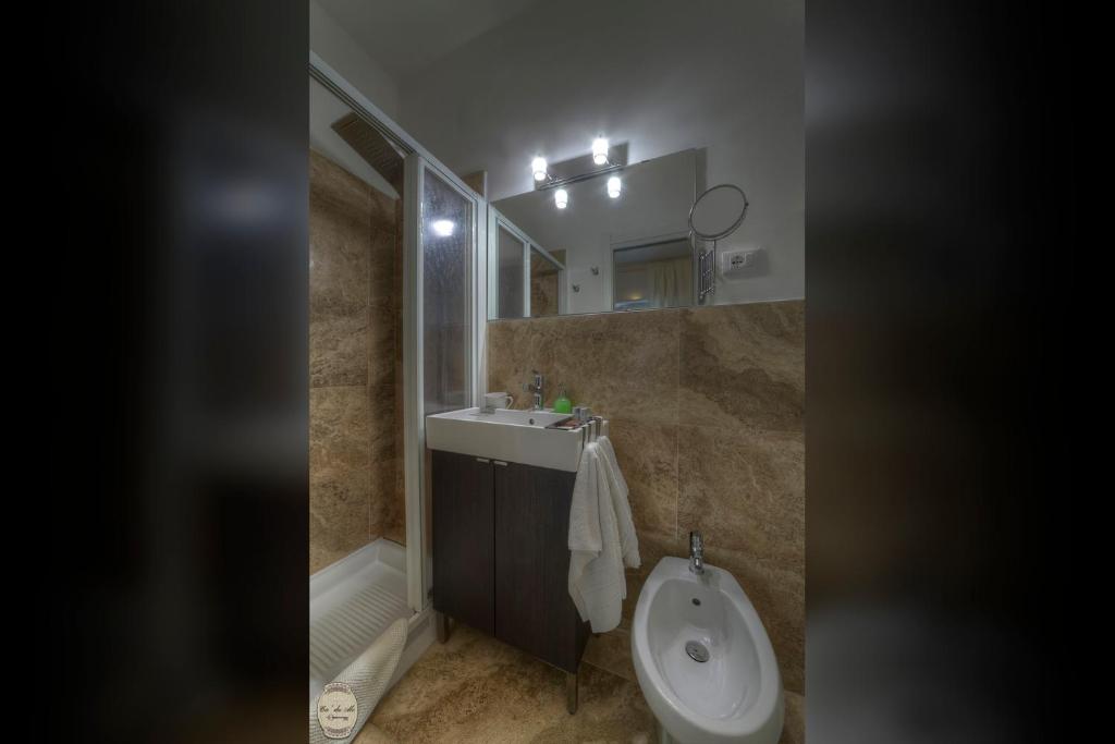 Koupelna v ubytování Ca' Du Ale