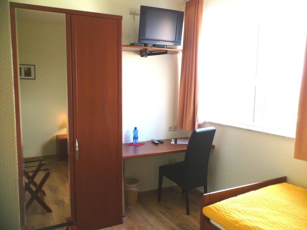 Eifel - Pension - Standard Single Room