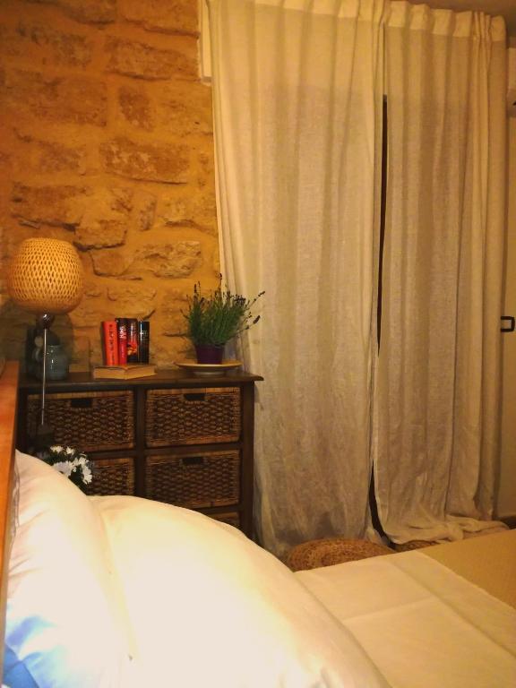 Aljama - Downtown B&B - 9