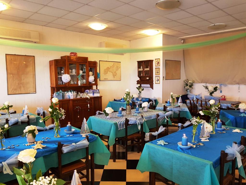 Restaurace v ubytování Albergo La Lampara