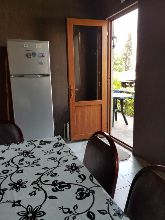 Kuchyň nebo kuchyňský kout v ubytování Tamari Guest House