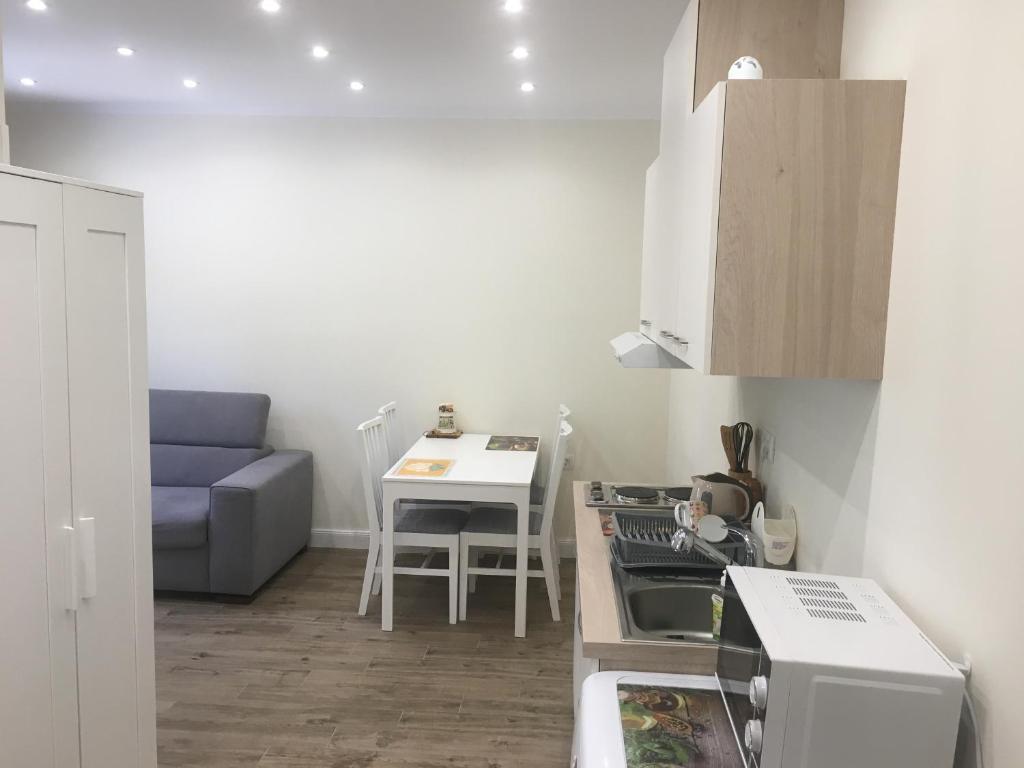 Kuchyň nebo kuchyňský kout v ubytování StaySplitBay