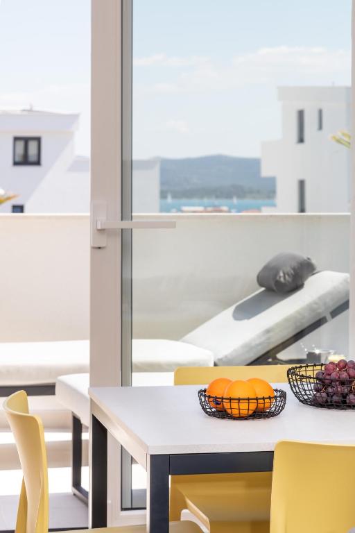 Posedenie v ubytovaní Luxury Apartment La Mer