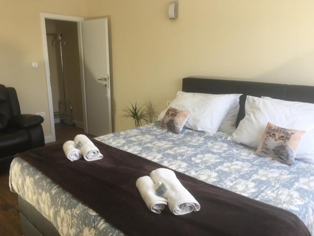 Postel nebo postele na pokoji v ubytování StaySplitBay