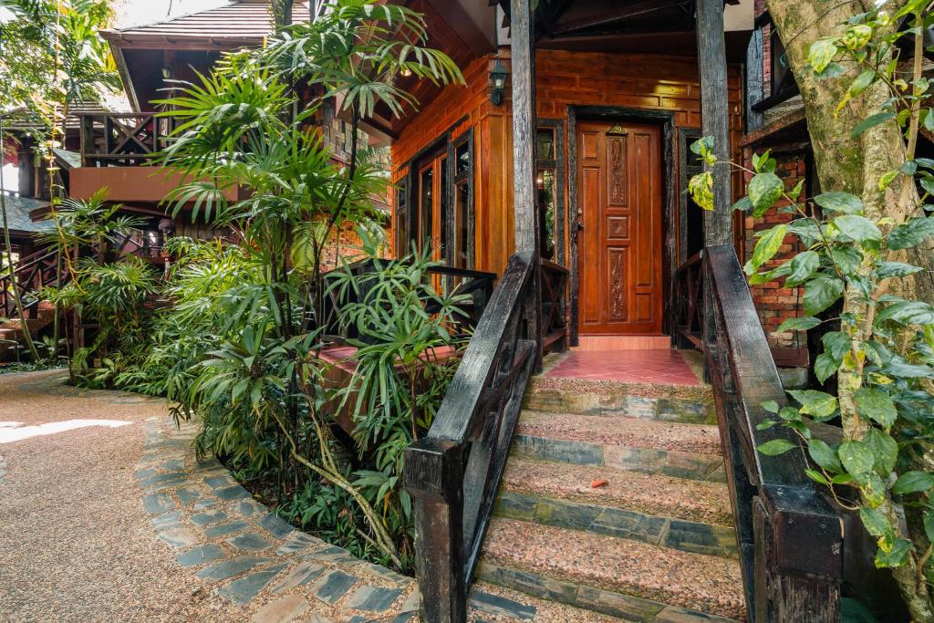 Zahrada ubytování Phu Pha Aonang Resort & Spa