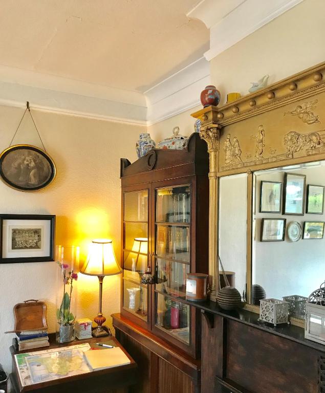 Φωτογραφία από το άλμπουμ του The Artist Residence Dublin Boutique B&B σε Sutton