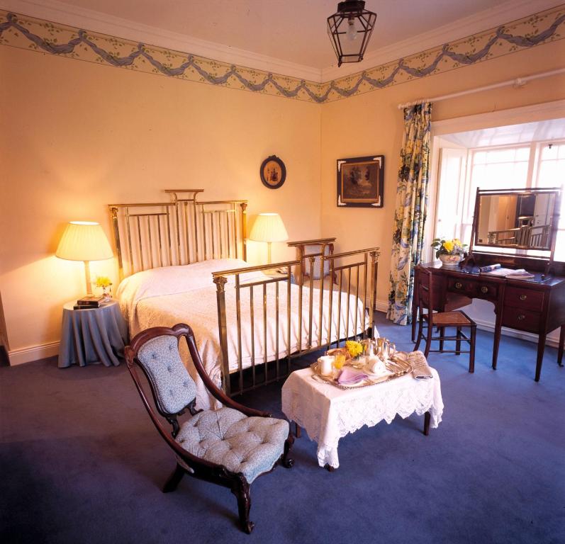 TV a/nebo společenská místnost v ubytování Rosleague Manor Hotel