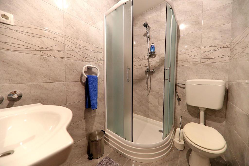 Koupelna v ubytování Apartments Anka