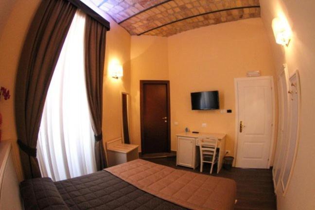 Telewizja i/lub zestaw kina domowego w obiekcie La Favola di San Pietro