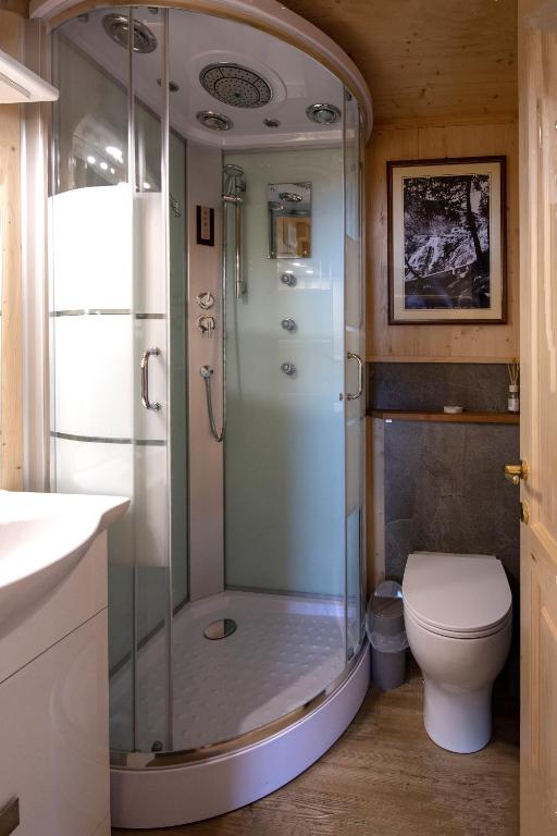 Kúpeľňa v ubytovaní Mini Chalet Walser