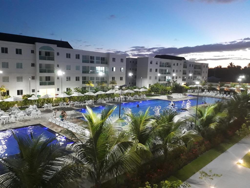  FLAT PALM VILLAGE