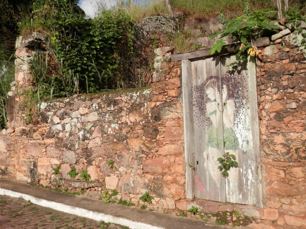  Pousada Pedras de Igatu