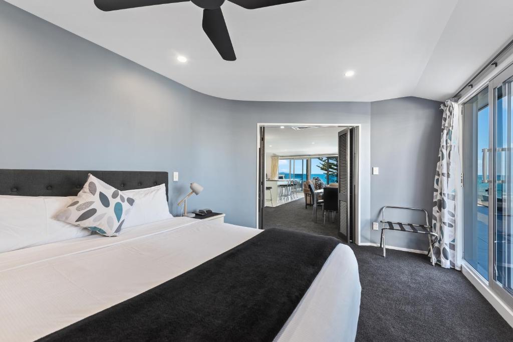 Pavilion Beachfront Apartments - Resim 12
