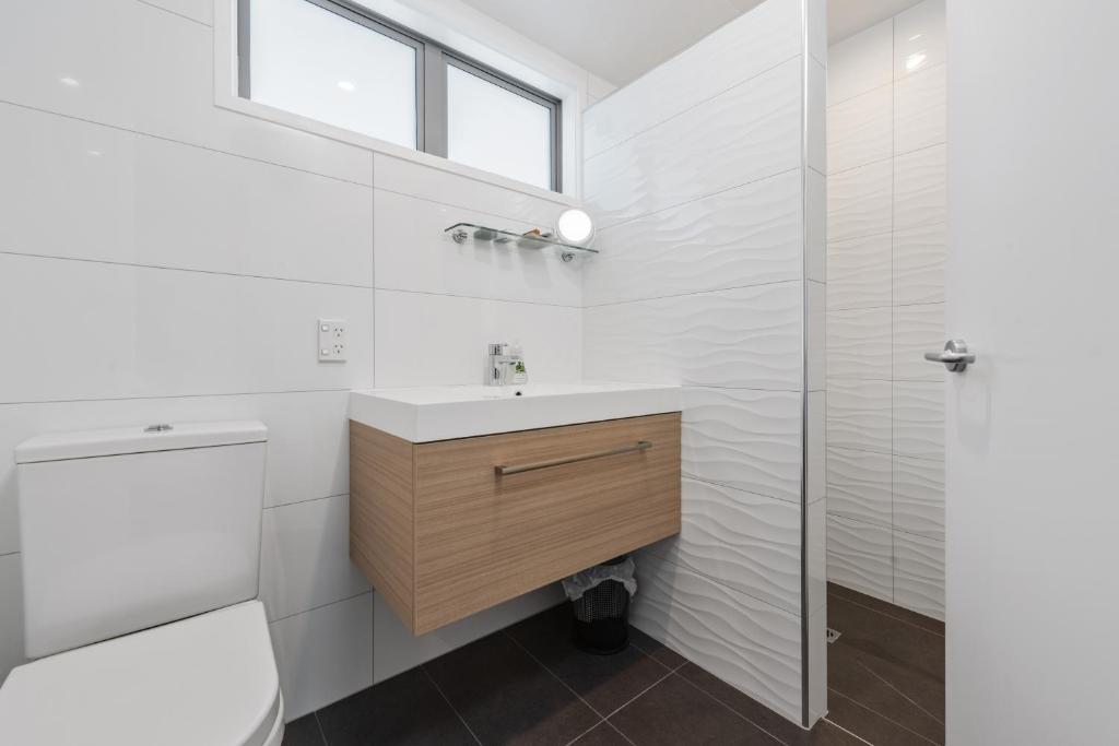 Pavilion Beachfront Apartments - Resim 17